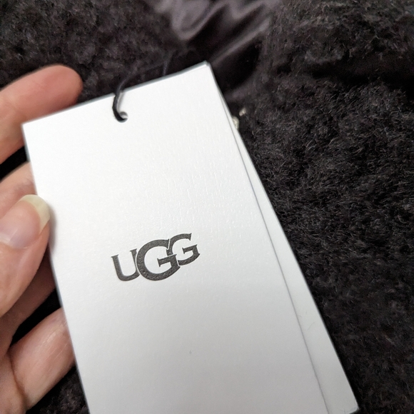 UGG Maeve Sherpa Jacket - Picture 2 of 11